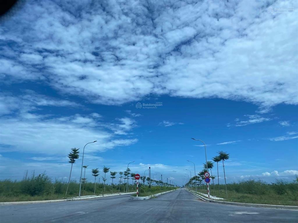 Chính chủ cần cho thuê 1.100 m2 đất xưởng cụm công nghiệp hồng dương, hà nội giá rẻ  0904 588 ***
