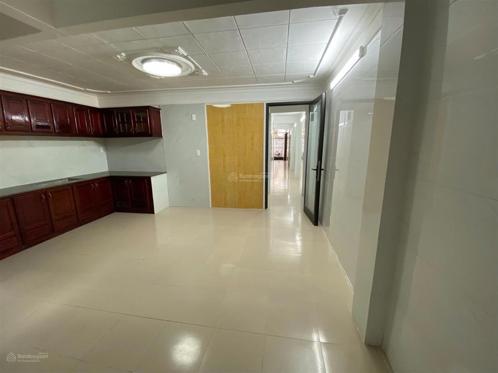Bán nhà 2.5 tầng  đất rộng 112 m2  9 phòng cho thuê kiệt ô tô 5m  phường hoà cường  đà nẵng