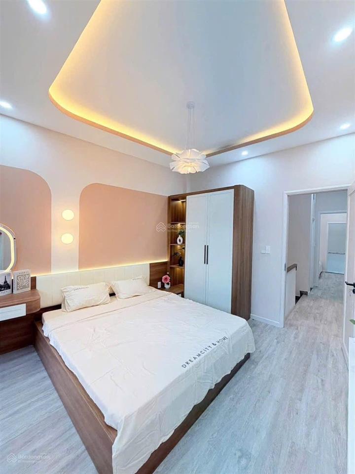 Gần 4 tỷ  3 phòng ngủ! nhà đẹp 2 tầng k2.5m hải phòng thông lê duẩn  tt đà nẵng
