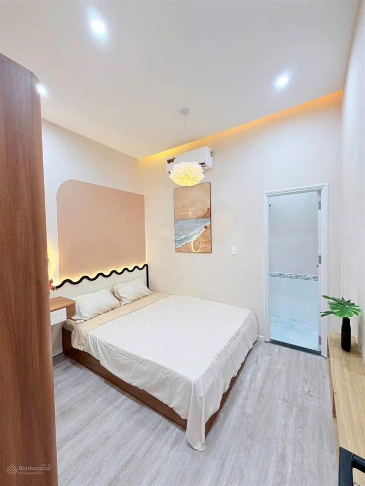 Gần 4 tỷ  3 phòng ngủ! nhà đẹp 2 tầng k2.5m hải phòng thông lê duẩn  tt đà nẵng