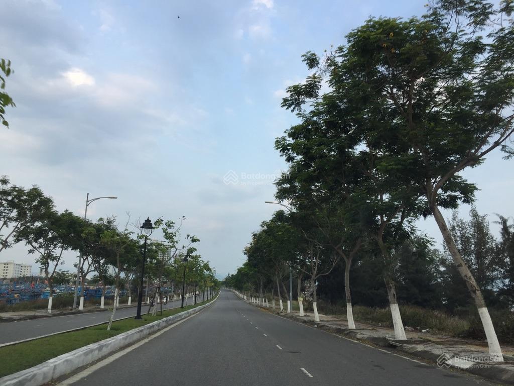 Đất biển đường hoàng sa  lô lớn thuận tiện mở nhà nhà hàng, khách sạn, homestay