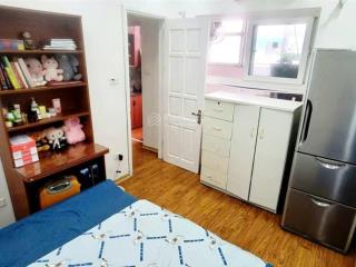 Ở có lộc mua liền kề, sang nhượng lại căn 49m2 tầng cao toà ct12.  chủ nhà xem 0988 832 ***