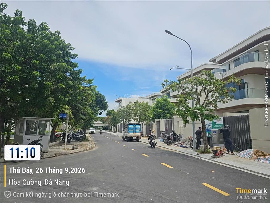 Chủ kẹt tiền bán gấp căn biệt thự mặt sông elysia đường thăng long