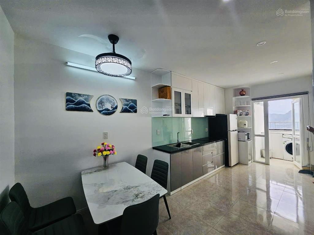 Chính chủ gửi bán căn số 22 tầng đẹp giá 2 tỷ 870(đã nới nhà vệ sinh)