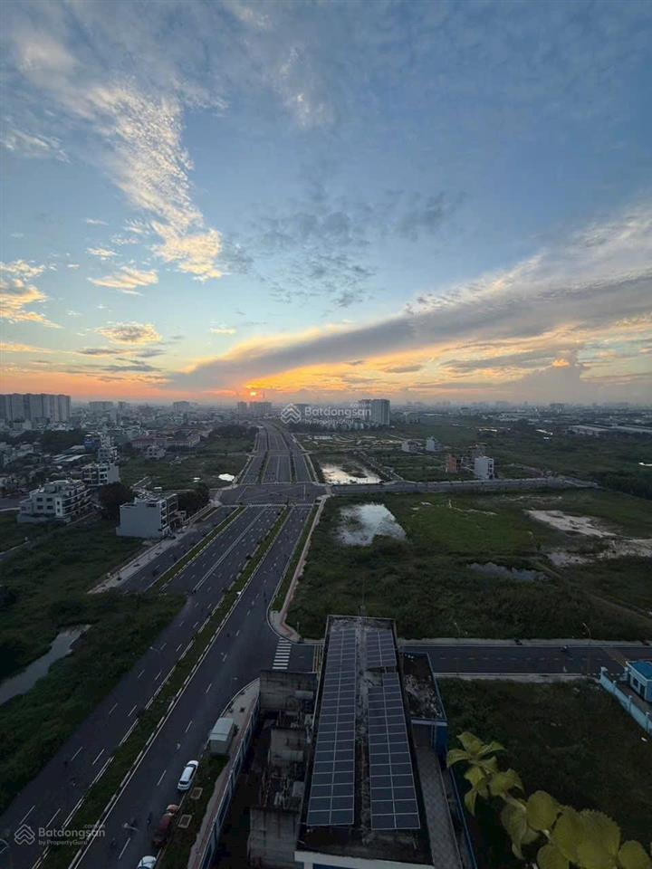 Bán căn nhà phan văn hớn quận 12