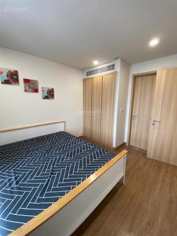 Cho thuê căn hộ 2.5 phòng ngủ đủ đồ sky park cầu giấy 19 triệu