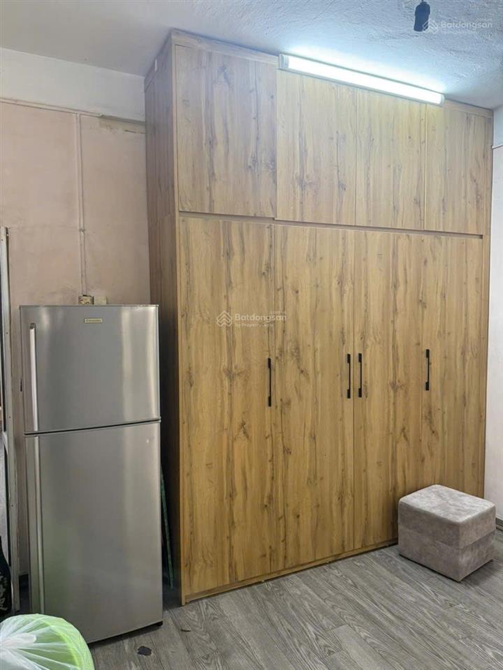 Chính chủ cho thuê tập thể 2 phòng ngủ mỳ chùa bộc phố nguyễn ngọc doãn giá rẻ 6.5 triệu