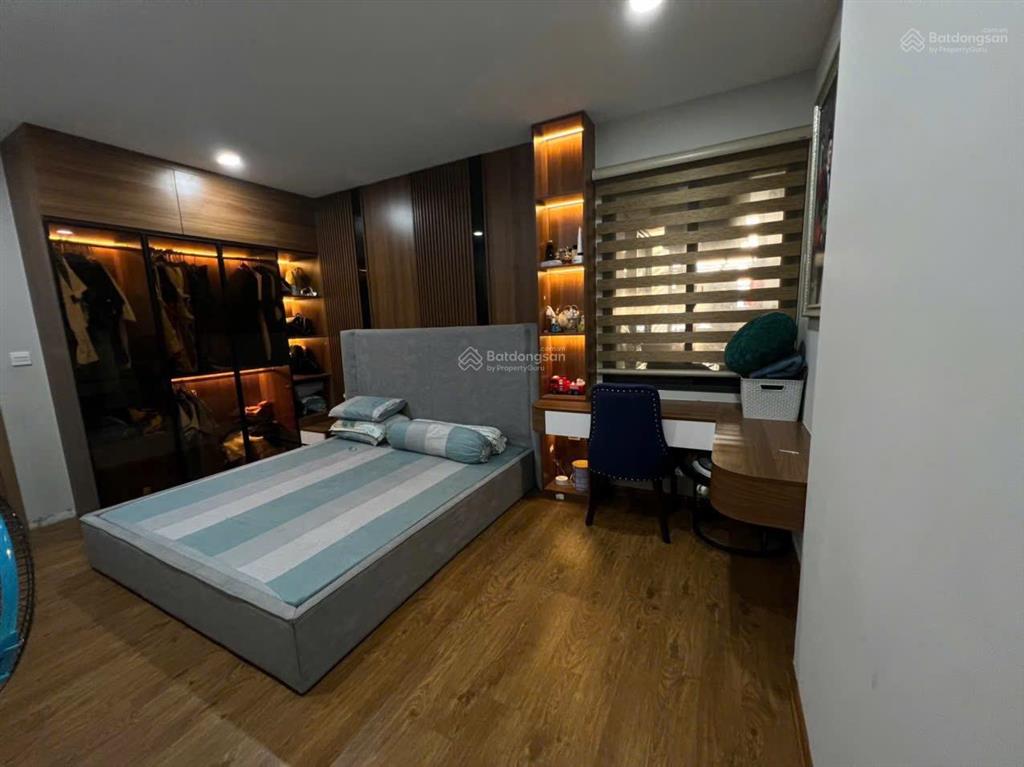 Cho thuê căn hộ 2 phòng ngủ the park home gần công viên cầu giấy 18 triệu/tháng