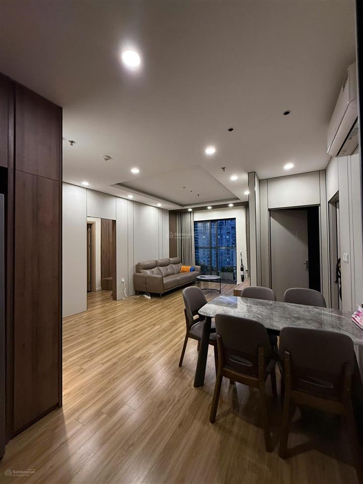 Chính chủ bán căn 3n căn góc 93,6m² view 2 hồ , giá 8,7 tỷ full đồ dự án trinity   0916 411 ***