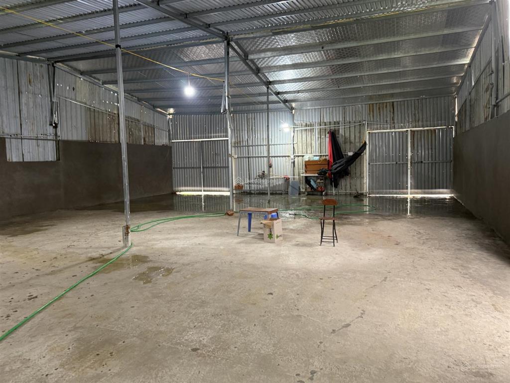 Cho thuê 1100m2 sẵn kho 350m2 + đất tại thanh lương. tiện làm kho, nhà ở công nhân