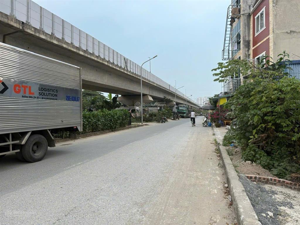 Cho thuê kho tại ba la, phố xốm 300m2, xe container đỗ cửa. giá 23 triệu/tháng