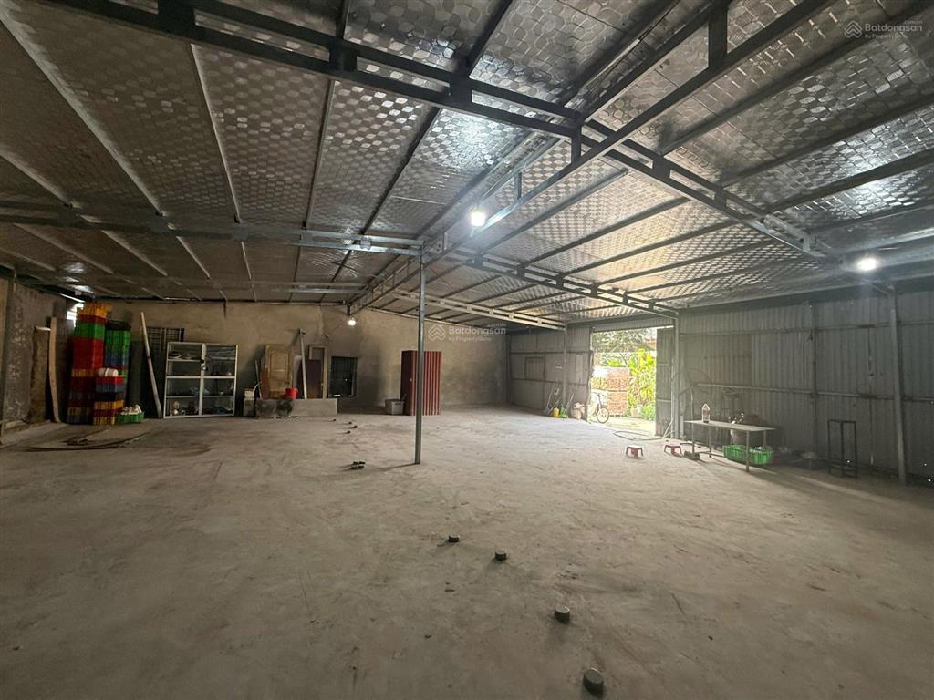 Cho thuê kho tại ba la, phố xốm 300m2, xe container đỗ cửa. giá 23 triệu/tháng