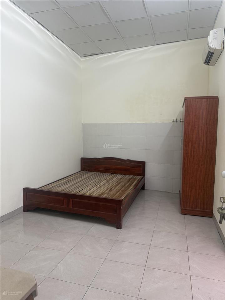 Cho thuê phòng trọ tại đường phú lương 20m2, full đồ, khép kín, mới sơn. giá 2,5 triệu/tháng