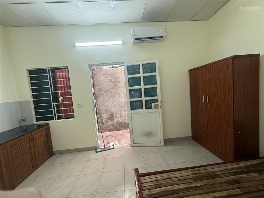 Cho thuê phòng trọ tại đường phú lương 20m2, full đồ, khép kín, mới sơn. giá 2,5 triệu/tháng