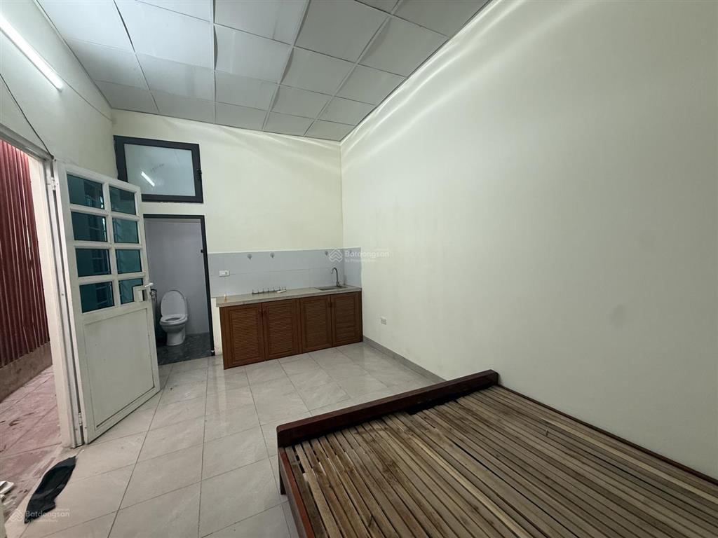 Cho thuê phòng trọ tại đường phú lương 20m2, full đồ, khép kín, mới sơn. giá 2,5 triệu/tháng