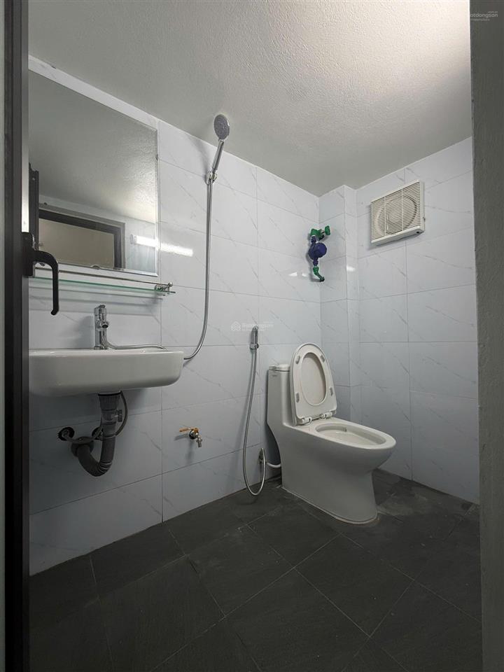 Phòng trọ cho sinh viên tại đường phố xốm 20m2, full đồ, khép kín. giá 2.5 triệu/tháng