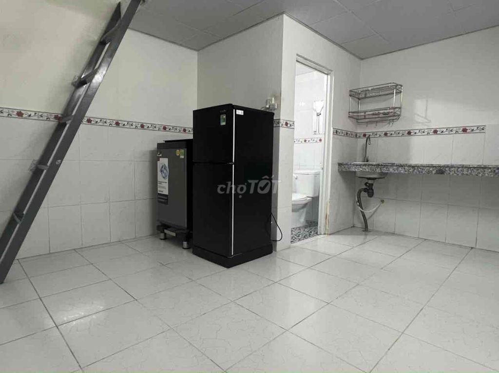 Phòng Gần Trường SPKT, Hutech Khu E, Ngân Hàng, Nông Lâm