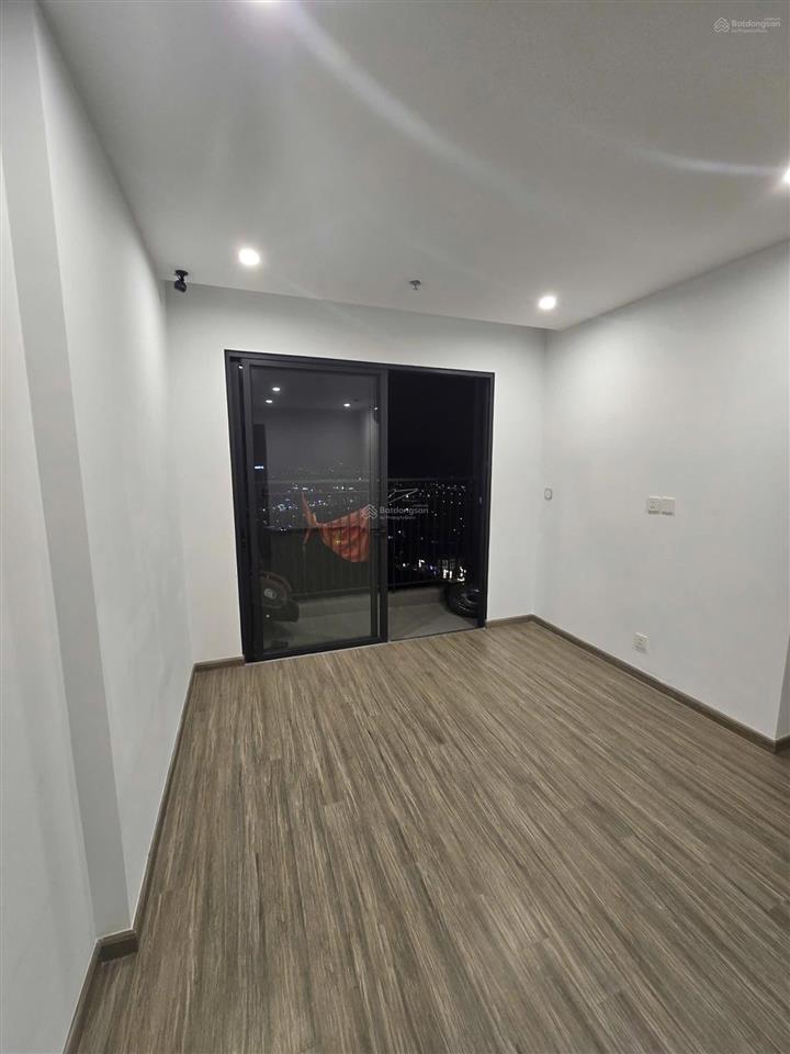 Chính chủ bán gấp căn góc 2pn p3 pavilion  tầng cao view công viên gia lâm