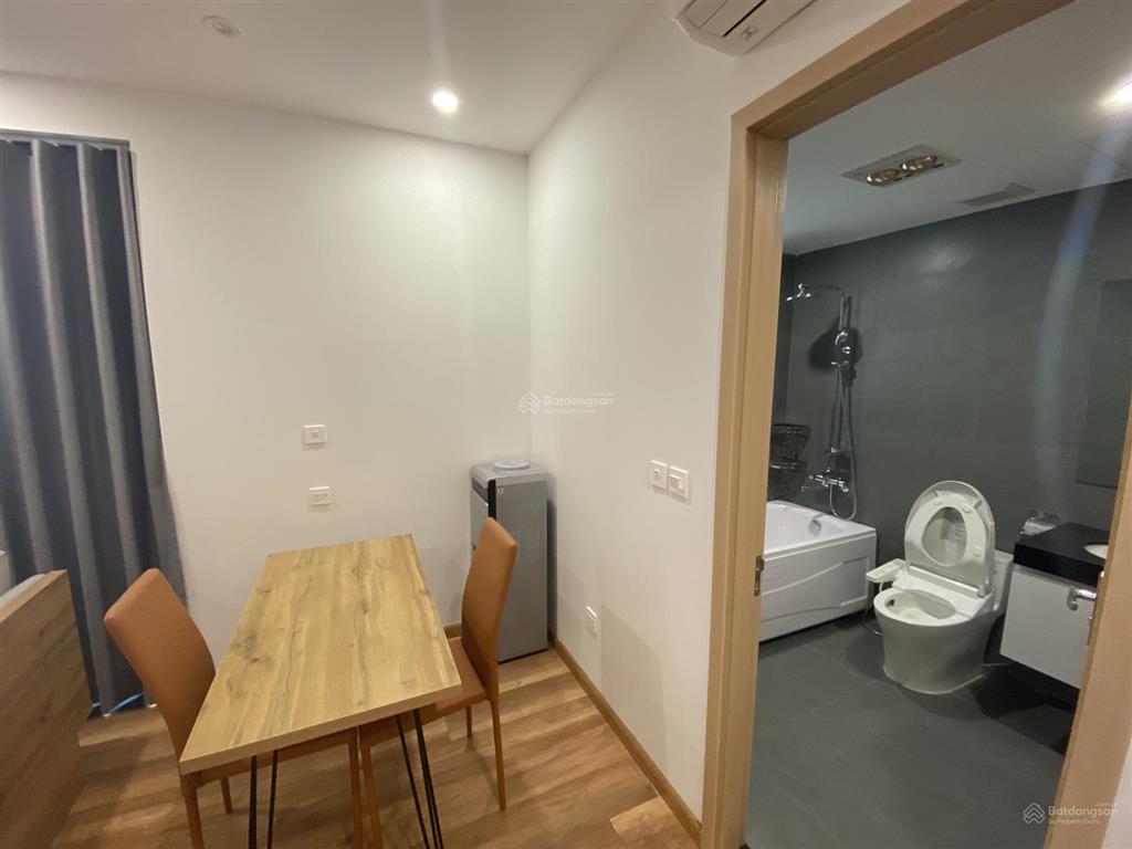 Cho thuê căn hộ dịch vụ tại linh lang