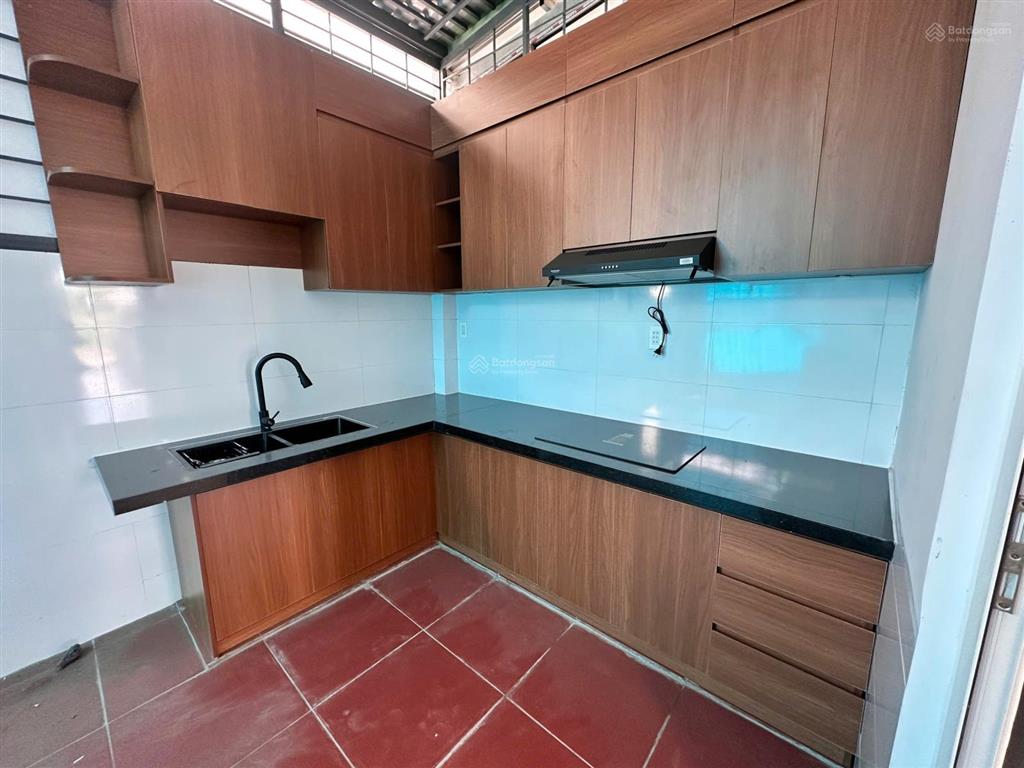 Bán căn nhà phố thăng long hiệp phước, dt 115m2, sổ đỏ. 6,4 tỷ full nội thất, sẵn hđ thuê.