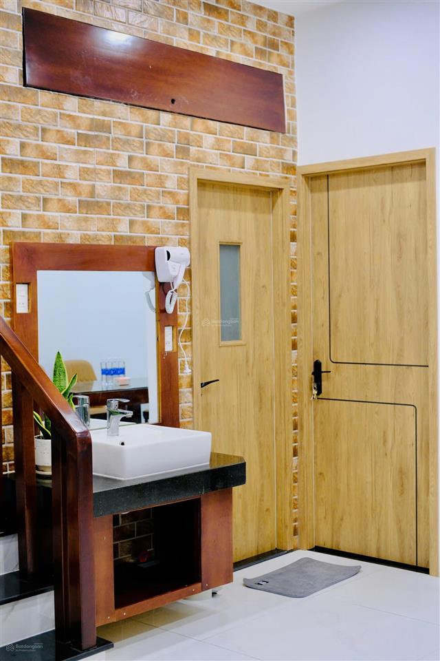 Cần bán căn nhà phố thăng long home mt 25b, dt 115m2, giá 6,3 tỷ. full nội thất, sẵn hđ thuê