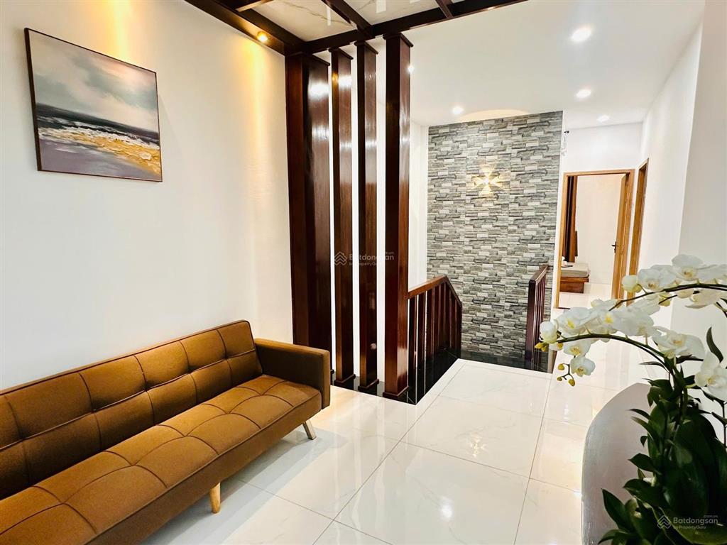 Cần bán căn nhà phố thăng long home mt 25b, dt 115m2, giá 6,3 tỷ. full nội thất, sẵn hđ thuê
