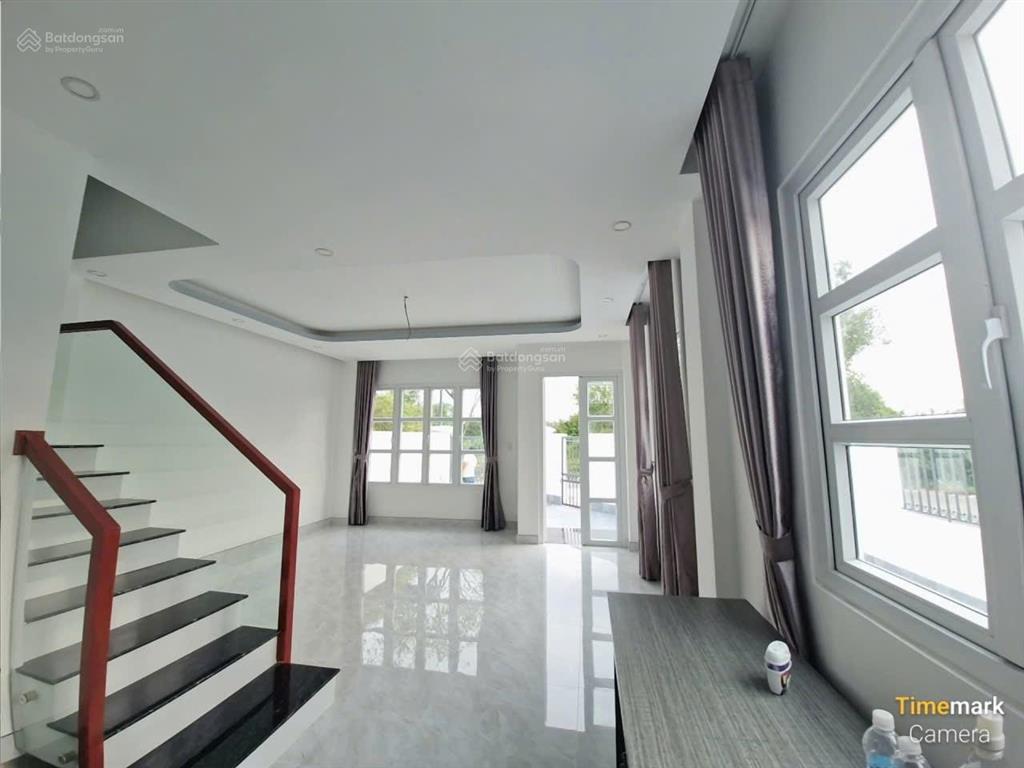 Bán căn góc vip khu nhà phố thăng long mặt tiền 25b. full nội thất mới, sẵn hđ thuê 2 năm