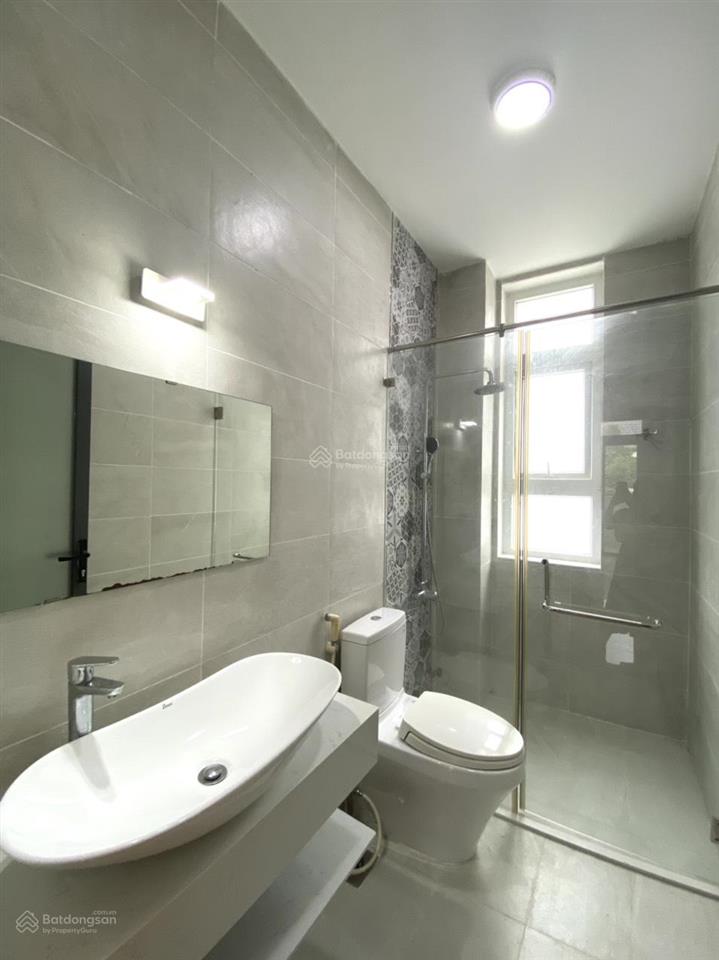 Cần xử lý việc gấp bán nhà nội thất cơ bản kdc park riverside, bưng ông thoàn, giá 10,7 tỷ/căn