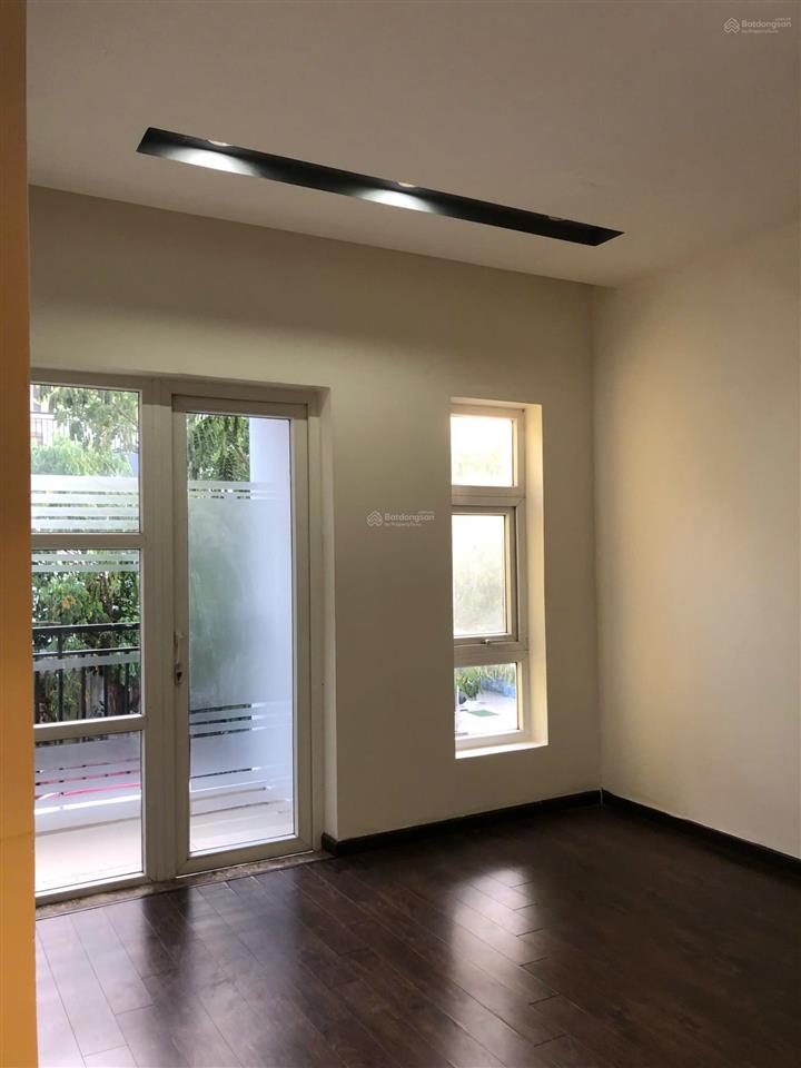 Cần bán nhà nội thất cơ bản kdc park riverside, bưng ông thoàn, giá 10 tỷ/căn còn thương lượng
