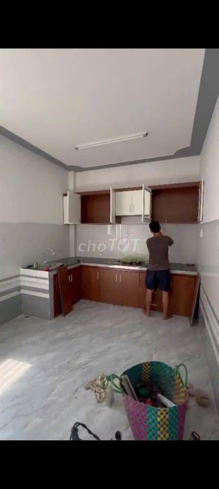 Nhà SHR 5x18, đổ lửng (3pn, 2wc, PT) gần cty Sambu xã Xuân Thới Sơn HM