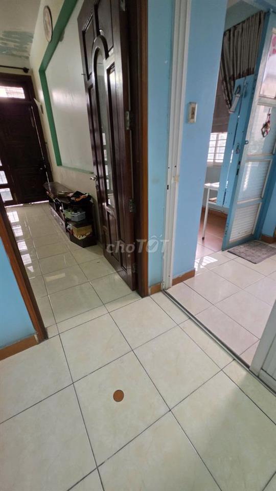 Nhà vườn DT 8x25, hầm + lửng + 2 lầu, đường nhựa 16m, gần chợ Bà Điểm