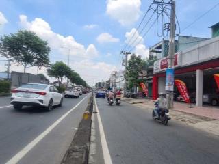 Bán gấp nhà lửng + lầu DT 4,5x15 mặt tiền QL22 gần ngã 4 Trung Chánh