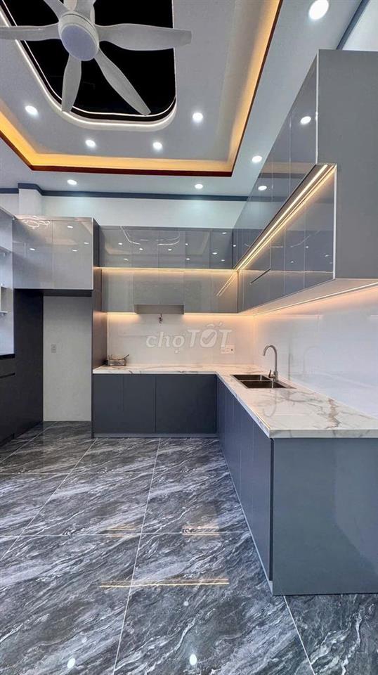 Nhà lầu DT 5x20 (3pn) gần chợ chữ S, ngã 4 Giếng Nước QL22, Hóc Môn