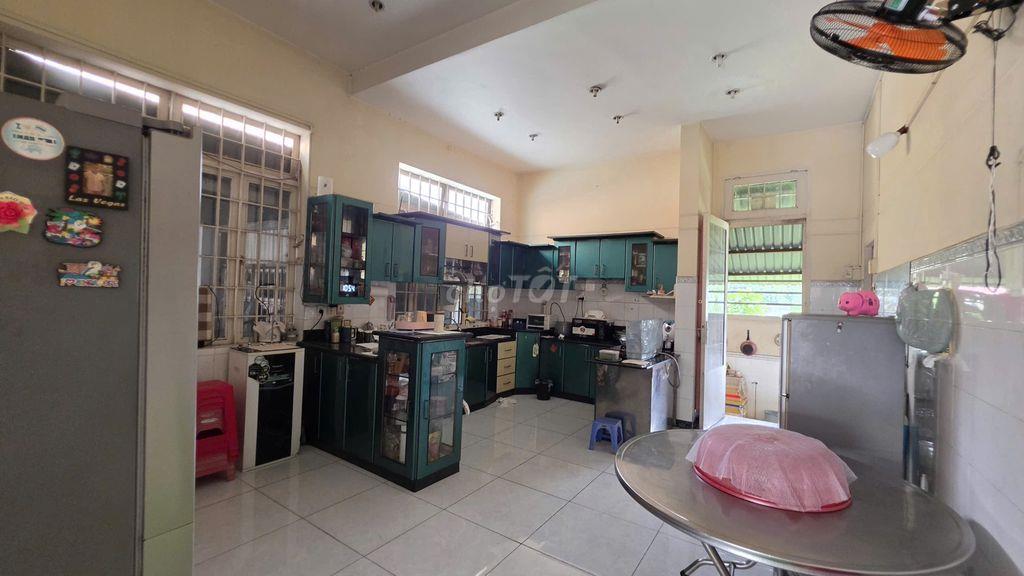 Bán nhà vườn 26m*27m 1/Lê Thị Hà, đường thông 8m, xã Tân Xuân HMon