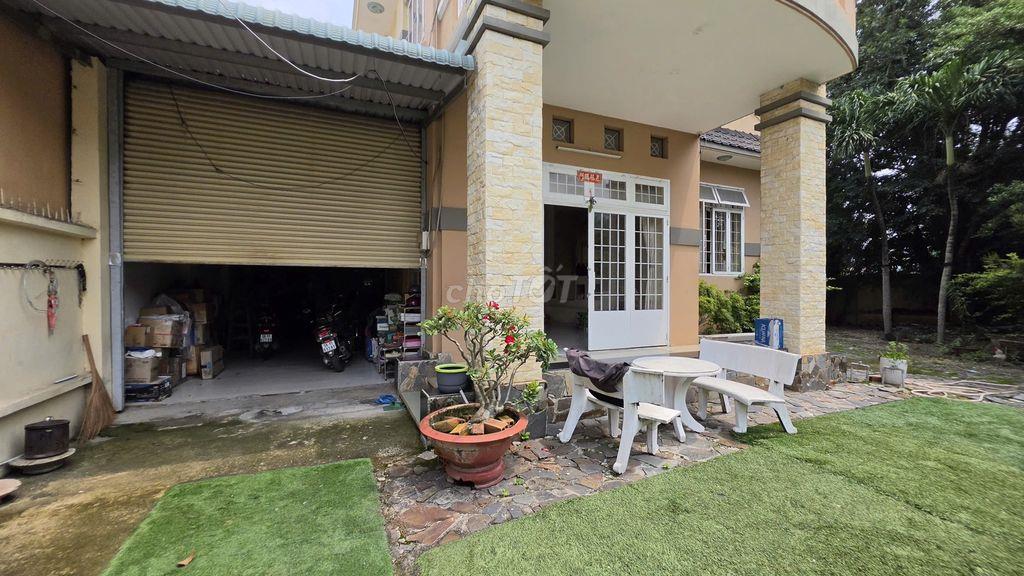 Bán nhà vườn 26m*27m 1/Lê Thị Hà, đường thông 8m, xã Tân Xuân HMon