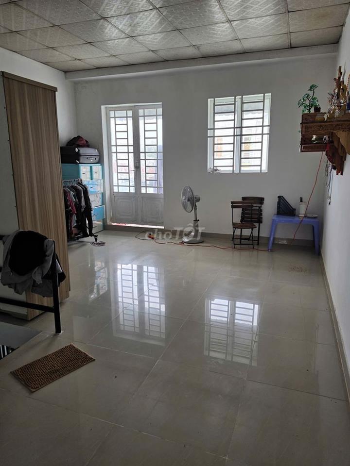 Nhà sổ hồng riêng 5x15, 01 lầu, hẻm xehoi gần UB xã Tân Hiệp - Hóc Môn