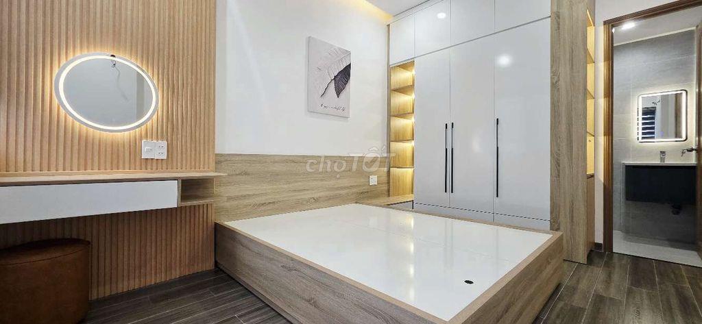 nhà kiệt trường chinh cẩm lệ