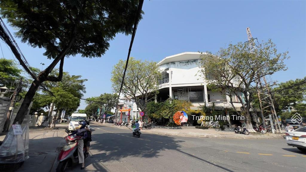 Chính chủ gửi góc 3 mặt thoáng nguyễn tri phương , dt 378 m2, mặt tiền 24 m, trung tâm thành phố