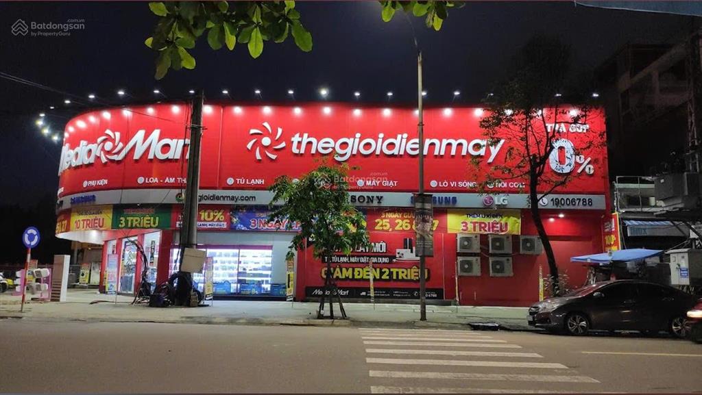 Mặt tiền đường trần thị lý trục đường huyết mạch kết nối trung tâm thành phố với biển mỹ khê