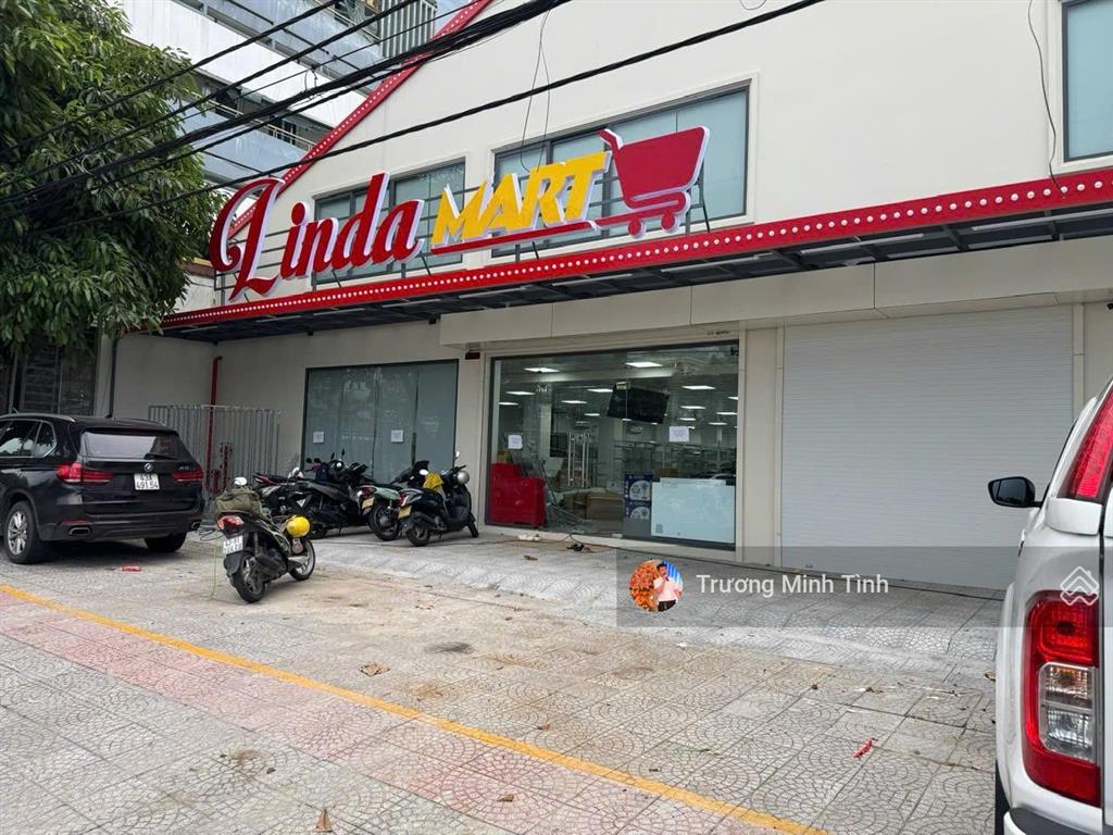 Bán khách sạn 4 tầng đường cách mạng tháng 8, khuê trung, cẩm lệ, đà nẵng gồm 13 phòng, giá 11 tỷ