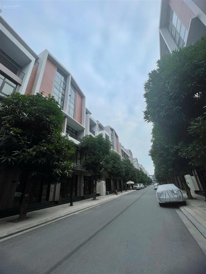 Vinhomes ocean park 3 em có căn giá siêu mềm khu ad 12, dt 80m2, giá chỉ 11 tỷ, mt 5x16, cực đẹp.