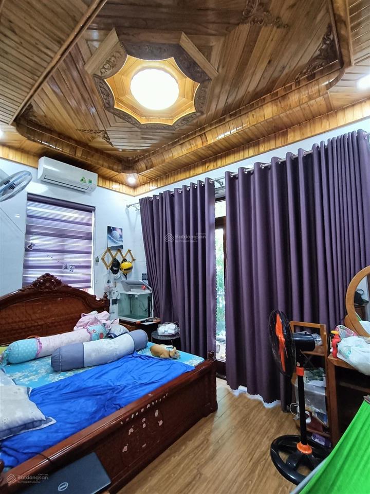 Biệt thự 4 tầng đi bộ tắm biển  tận 8pn master  dt khủng 200m2 (10x19.7).nhà ốp đá và gỗ tự nhiên