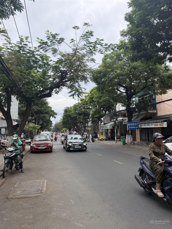 Hạ gấp 2 tỷ, giá mới 18 tỷ. bán nhà mặt tiền nguyễn công trứ sát biển mỹ khê  ngay tttc quốc tế.
