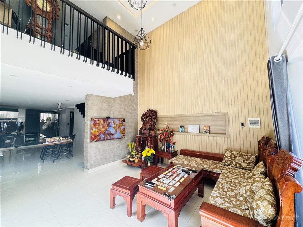 Căn góc villa mini 4 tầng sơn trà  phù hợp ở hoặc cho thuê dòng tiền ngon
100m²  ngang 6,5m.