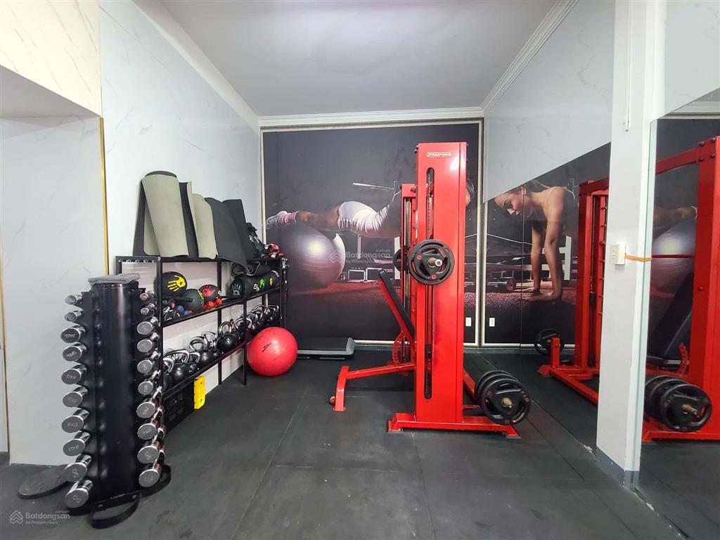 Rất ngon  190m2 ngang 8m nhà 3 tầng ngay chợ đống đa  hải châu. giá chỉ 12tỷ5  đường 6m