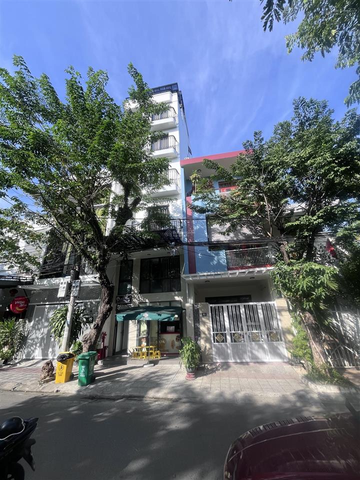 Tòa căn hộ 8 tầng mới keng phố tây an thượng dòng tiền 10%/ năm view công viên