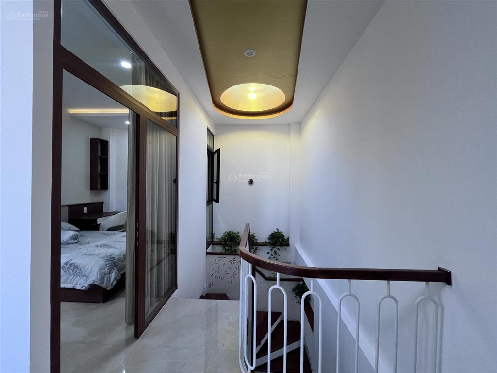 Gấp  3 tầng 3 mê trung tâm hải châu  oto đậu sát nhà  giá 4tỷ9