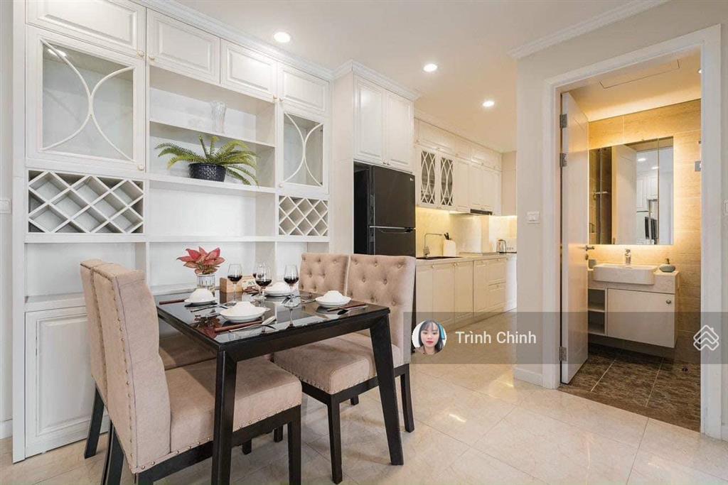 Bán căn hộ cao cấp 2pn, 70m2 tại hoàng cầu skyline, đống đa, hà nội, giá thỏa thuận