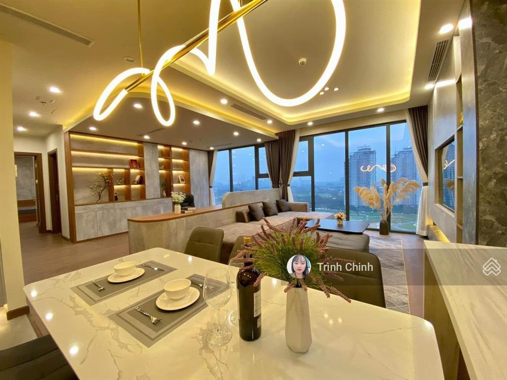 Tôi cần bán gấp căn hộ cao cấp tại lancaster 20 núi trúc, 182m2, 3pn, ban công rộng