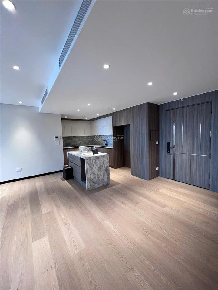 Chính chủ gửi bán căn hộ cao cấp the nelson  29 láng hạ, 83m2, 2pn, có sổ đỏ